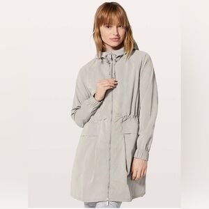 Lululemon Pack & Glyde Jacket / Dark Chrome Hooded Wind Water Resistant Jacket